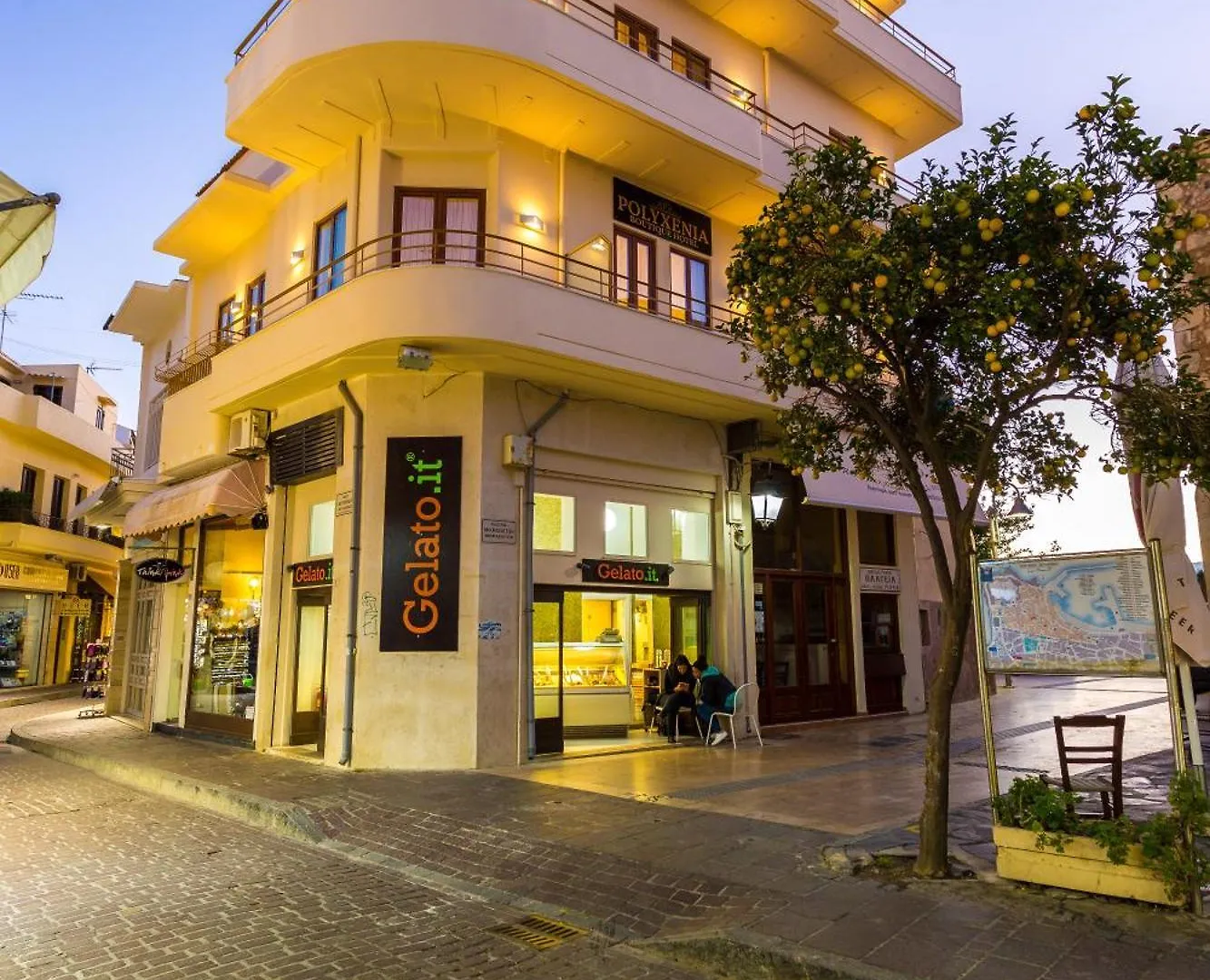 Polyxenia Suites Rethymno  Rethymno (Crete)